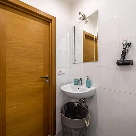 Apartment Grizinkalns With Free Parking